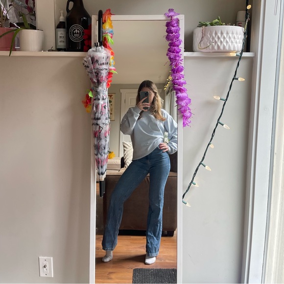 Wide Leg High Waisted Medium Wash Jeans - Picture 4 of 5